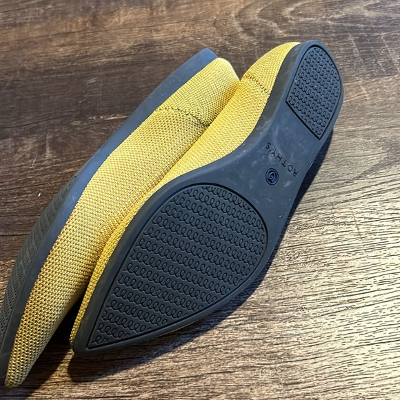Rothy’s The Point Flat Yellow 6 - Picture 3 of 7